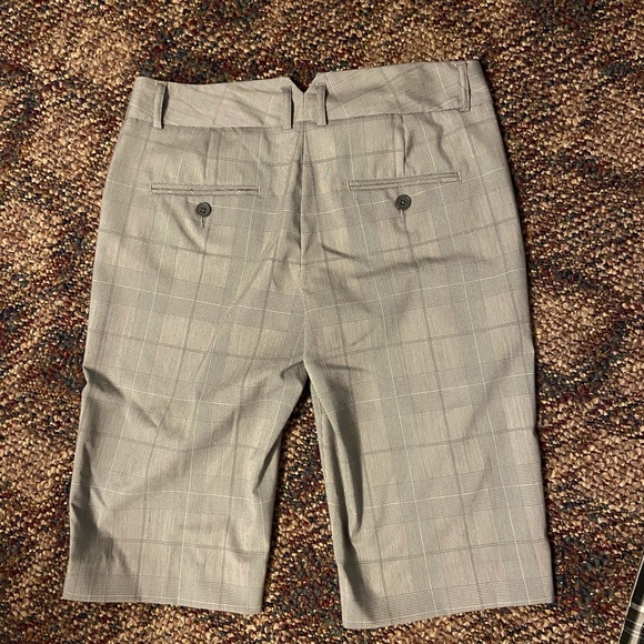 Express - Picture 2 of 2